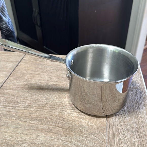 All Clad D5 stainless steel 2 quart pan